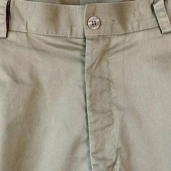 Nike Classic Chino Golf Bermuda Shorts Pleated Size 32 M Khaki Tan Cotton Blend - Picture 6 of 16